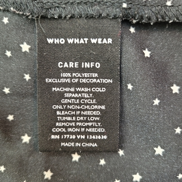 Who What Wear black long sleeve blouse white stars ruffle lace front button up M - Picture 11 of 11